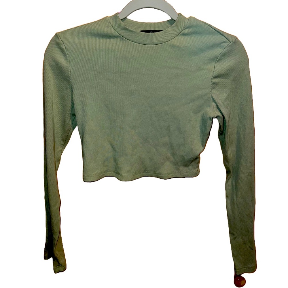 cropped long sleeve